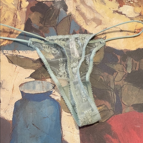 G String - Picture 3 of 3